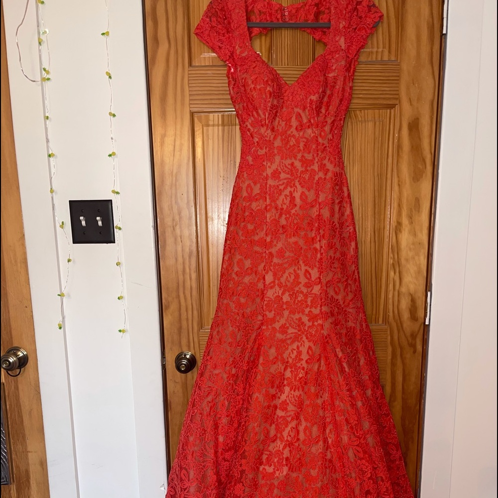 Red Lacey Dress, gown length - Picture 1 of 3